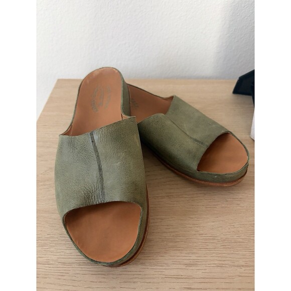 Kork-Ease Shoes - Kork Ease Tutsi Sandals Olive Green Leather Women’s Size 10 Slip Ons Slides Cork